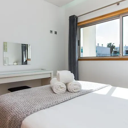 Terrace Apartment By Stay-Ici, Algarve Holiday Rental