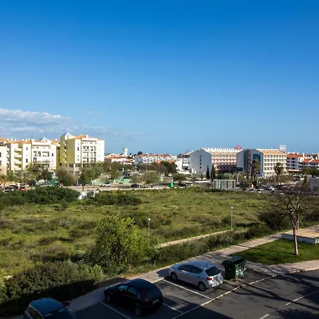 Terrace Apartment By Stay-Ici, Algarve Holiday Rental Albufeira